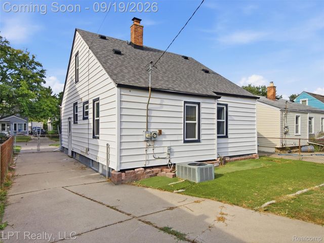 13395 Castle Street, Southgate, MI 48195