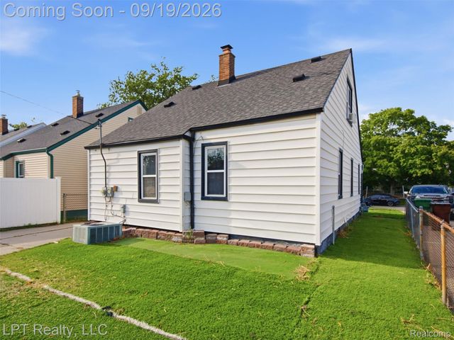 13395 Castle Street, Southgate, MI 48195