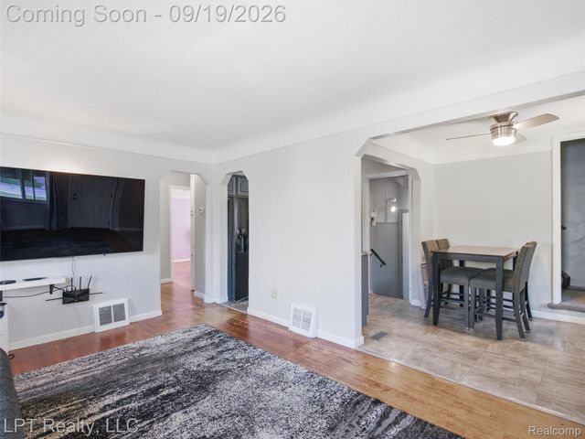 13395 Castle Street, Southgate, MI 48195
