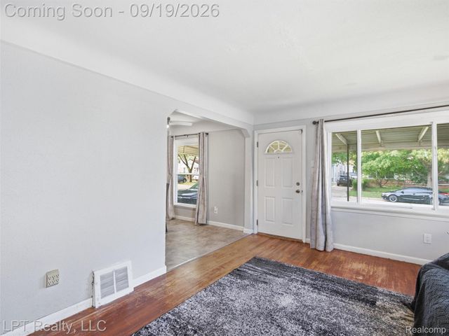 13395 Castle Street, Southgate, MI 48195