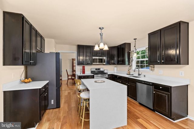 10414 N MCCLELLAN DR, Fredericksburg, VA 22408