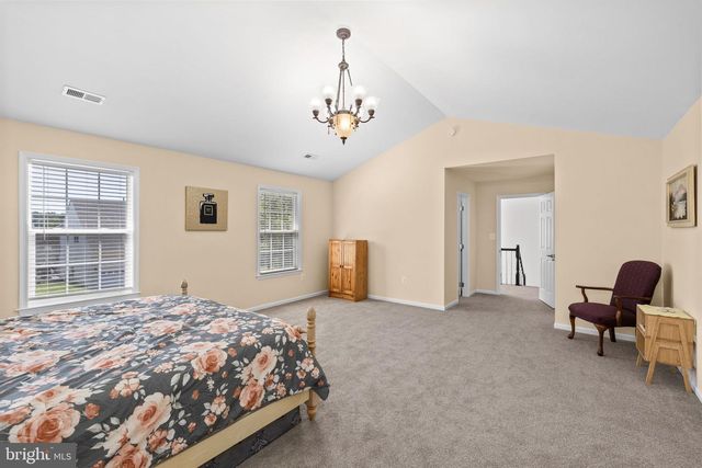 10414 N MCCLELLAN DR, Fredericksburg, VA 22408