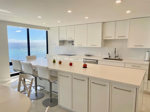 250 S Ocean Boulevard 6f, Boca Raton, FL 33432