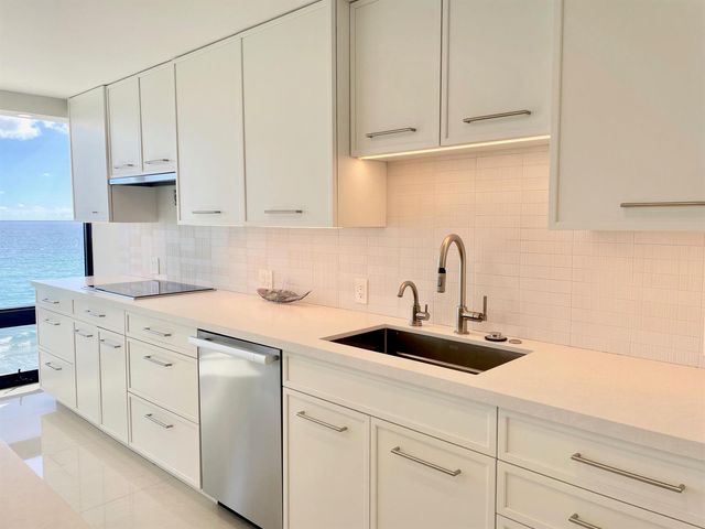 250 S Ocean Boulevard 6f, Boca Raton, FL 33432