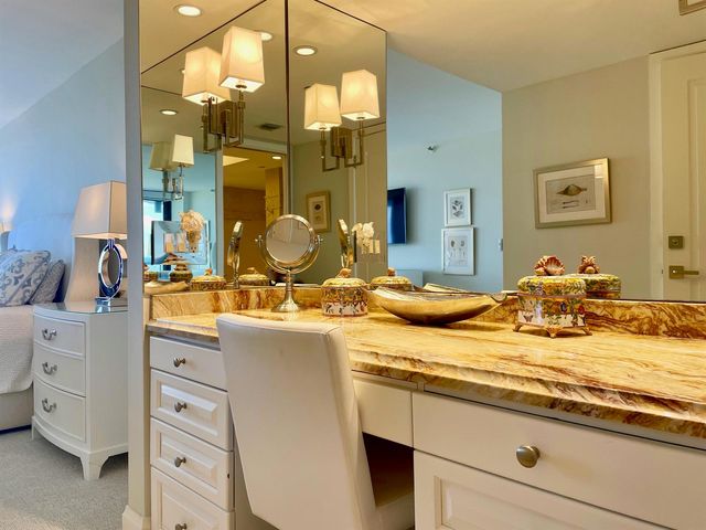 250 S Ocean Boulevard 6f, Boca Raton, FL 33432
