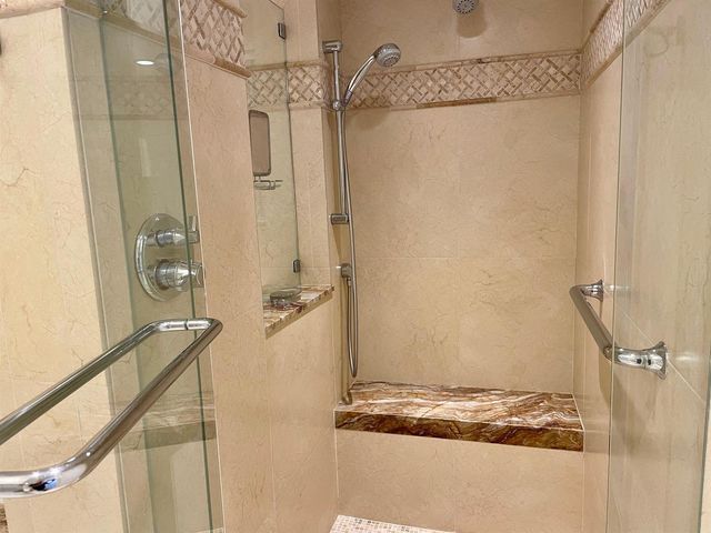 250 S Ocean Boulevard 6f, Boca Raton, FL 33432
