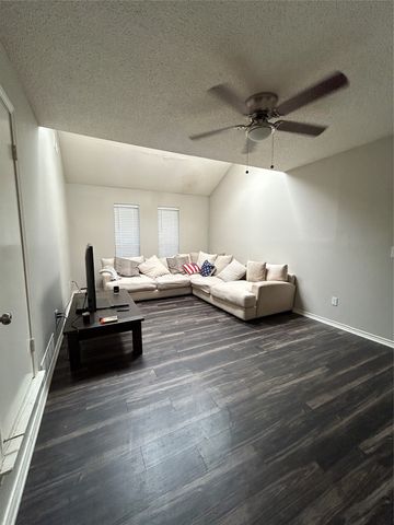 6208 Bronze Leaf Drive, Plano, TX 75023
