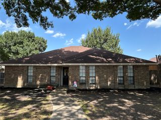 6208 Bronze Leaf Drive, Plano, TX 75023