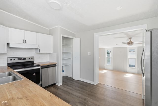 1607 Elmhurst Drive, Indianapolis, IN 46219