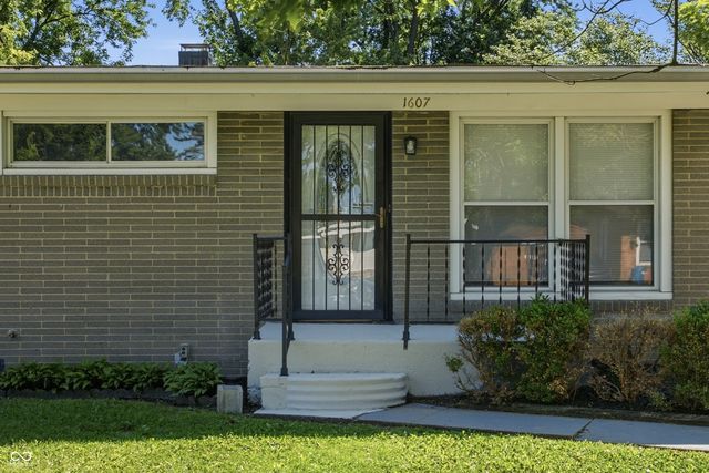 1607 Elmhurst Drive, Indianapolis, IN 46219