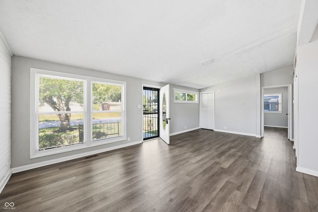 1607 Elmhurst Drive, Indianapolis, IN 46219