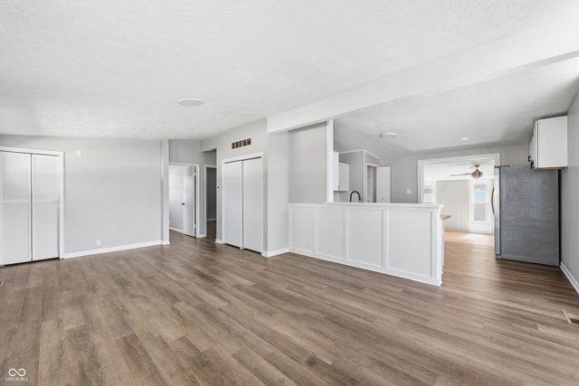 1607 Elmhurst Drive, Indianapolis, IN 46219