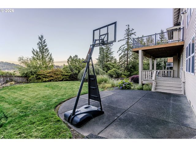 10520 Se ISAAC Dr, Happy Valley, OR 97086