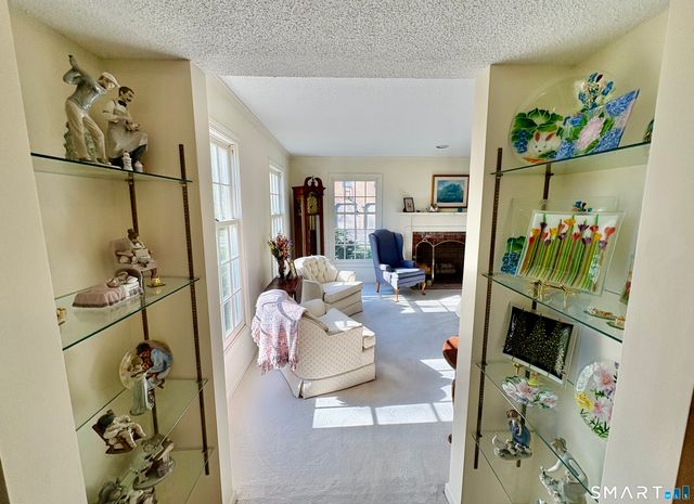 1094 Hopewell Road, Glastonbury, CT 06073