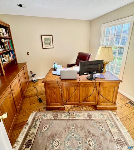 1094 Hopewell Road, Glastonbury, CT 06073