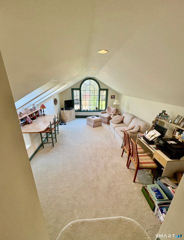 1094 Hopewell Road, Glastonbury, CT 06073