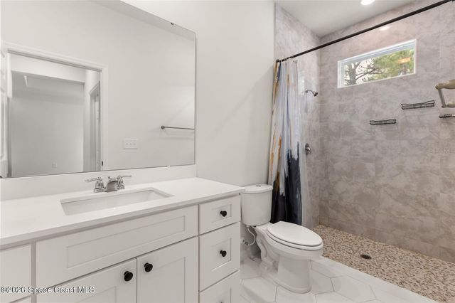 802 Damek Terrace SW, Palm Bay, FL 32908