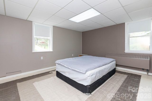 41 Kennedy Road, Weaverville, NC 28787