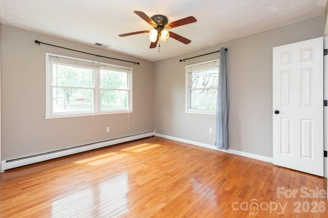 41 Kennedy Road, Weaverville, NC 28787