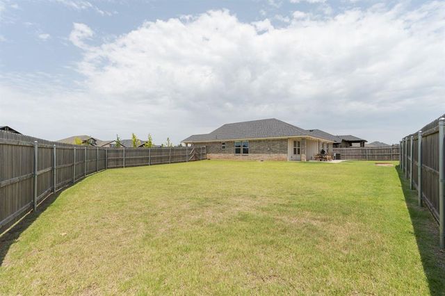 3801 NW 175th Street, Edmond, OK 73012
