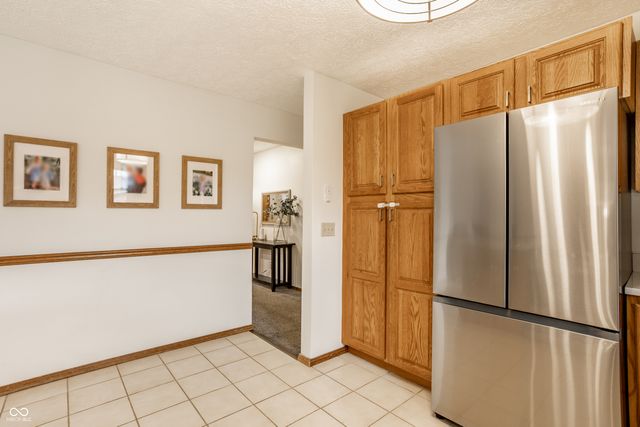 925 S Westchester Park Drive, Yorktown, IN 47396