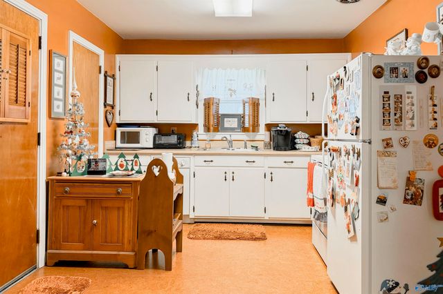 1508 13th Avenue SE, Decatur, AL 35601