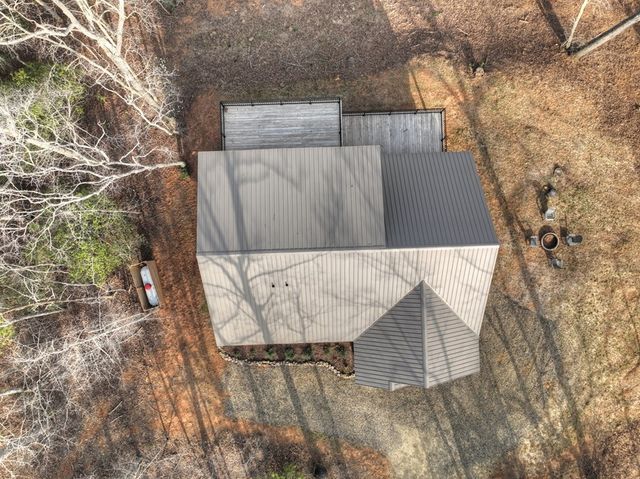 250 Wolf Creek Mountain Road, Mineral Bluff, GA 30559