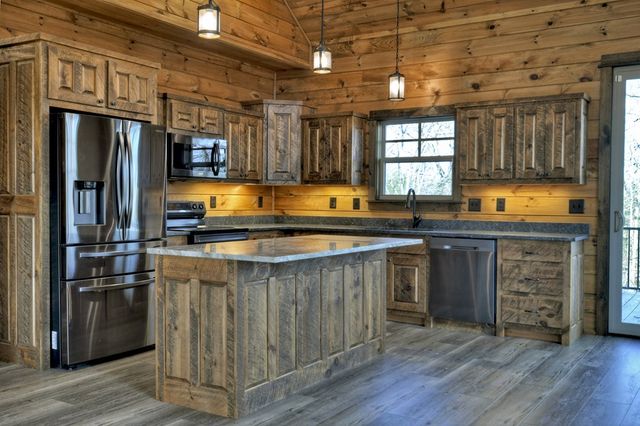 250 Wolf Creek Mountain Road, Mineral Bluff, GA 30559