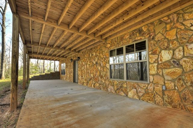 250 Wolf Creek Mountain Road, Mineral Bluff, GA 30559