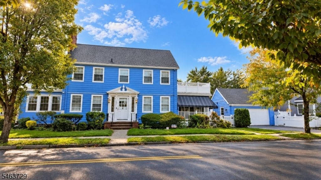 748 Livingston Rd, Elizabeth City, NJ 07208 — exterior
