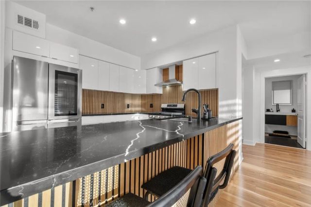 24505 Town Center Drive 7307, Valencia, CA 91355