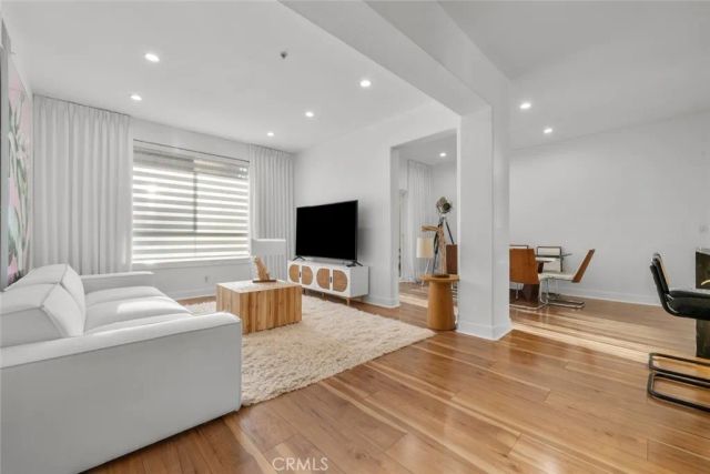 24505 Town Center Drive 7307, Valencia, CA 91355