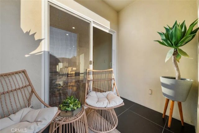 24505 Town Center Drive 7307, Valencia, CA 91355