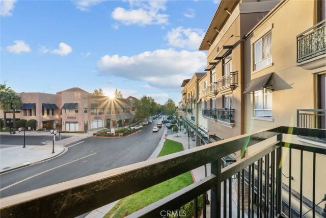 24505 Town Center Drive 7307, Valencia, CA 91355