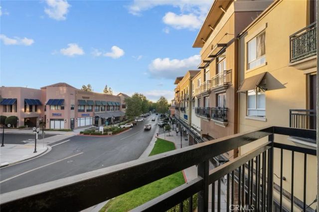 24505 Town Center Drive 7307, Valencia, CA 91355