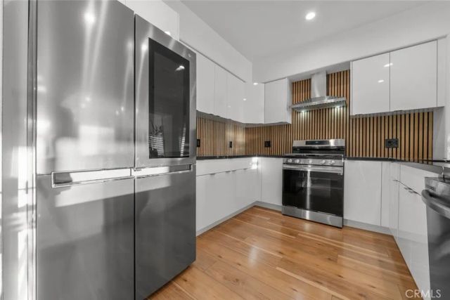 24505 Town Center Drive 7307, Valencia, CA 91355