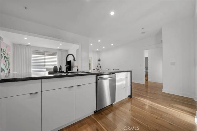 24505 Town Center Drive 7307, Valencia, CA 91355