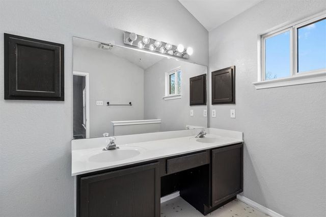 1308 Pigeon View ST, Round Rock, TX 78665