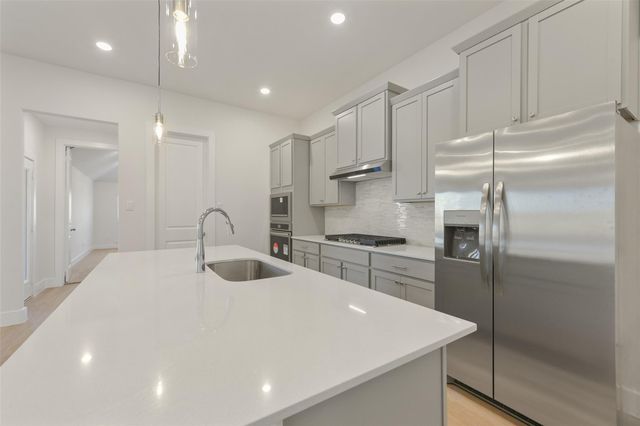 1525 Apache Heights Drive, Dayton, TX 77535