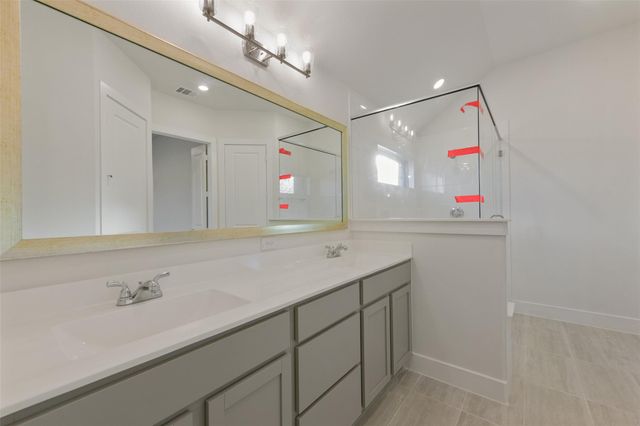 1525 Apache Heights Drive, Dayton, TX 77535