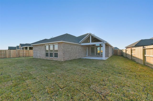 1525 Apache Heights Drive, Dayton, TX 77535