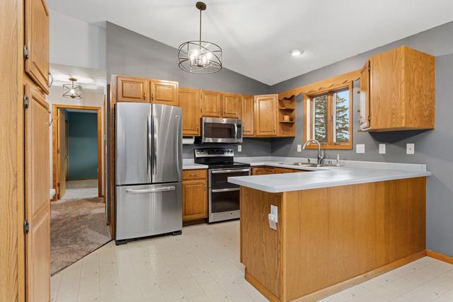 430 Lee DRIVE, West Salem, WI 54669