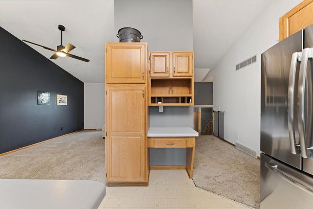 430 Lee DRIVE, West Salem, WI 54669