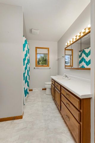 430 Lee DRIVE, West Salem, WI 54669