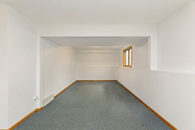 430 Lee DRIVE, West Salem, WI 54669