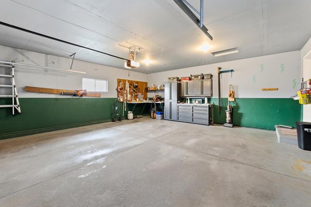 430 Lee DRIVE, West Salem, WI 54669