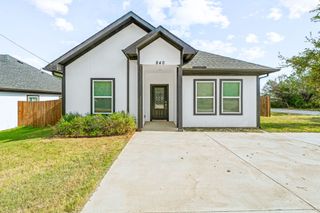 840 Tepee Trail, Granbury, TX 76048