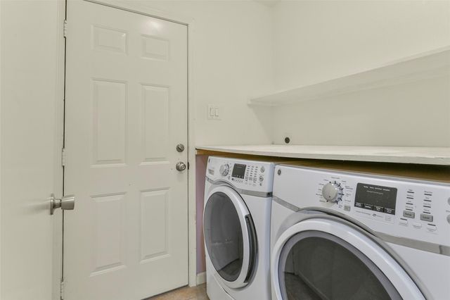 5705 Woodville Lane, Pearland, TX 77584