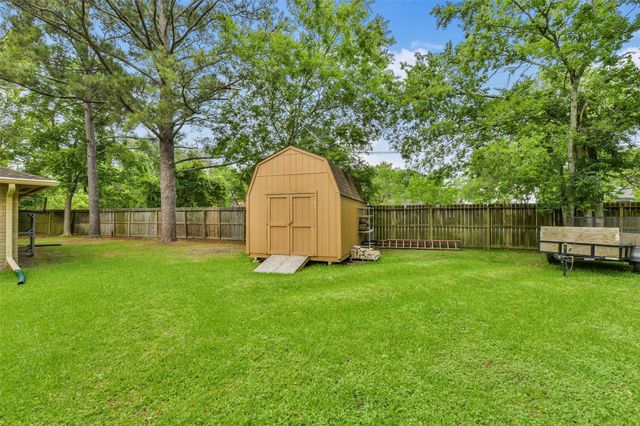 5705 Woodville Lane, Pearland, TX 77584