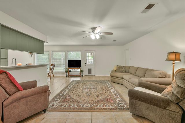 5705 Woodville Lane, Pearland, TX 77584